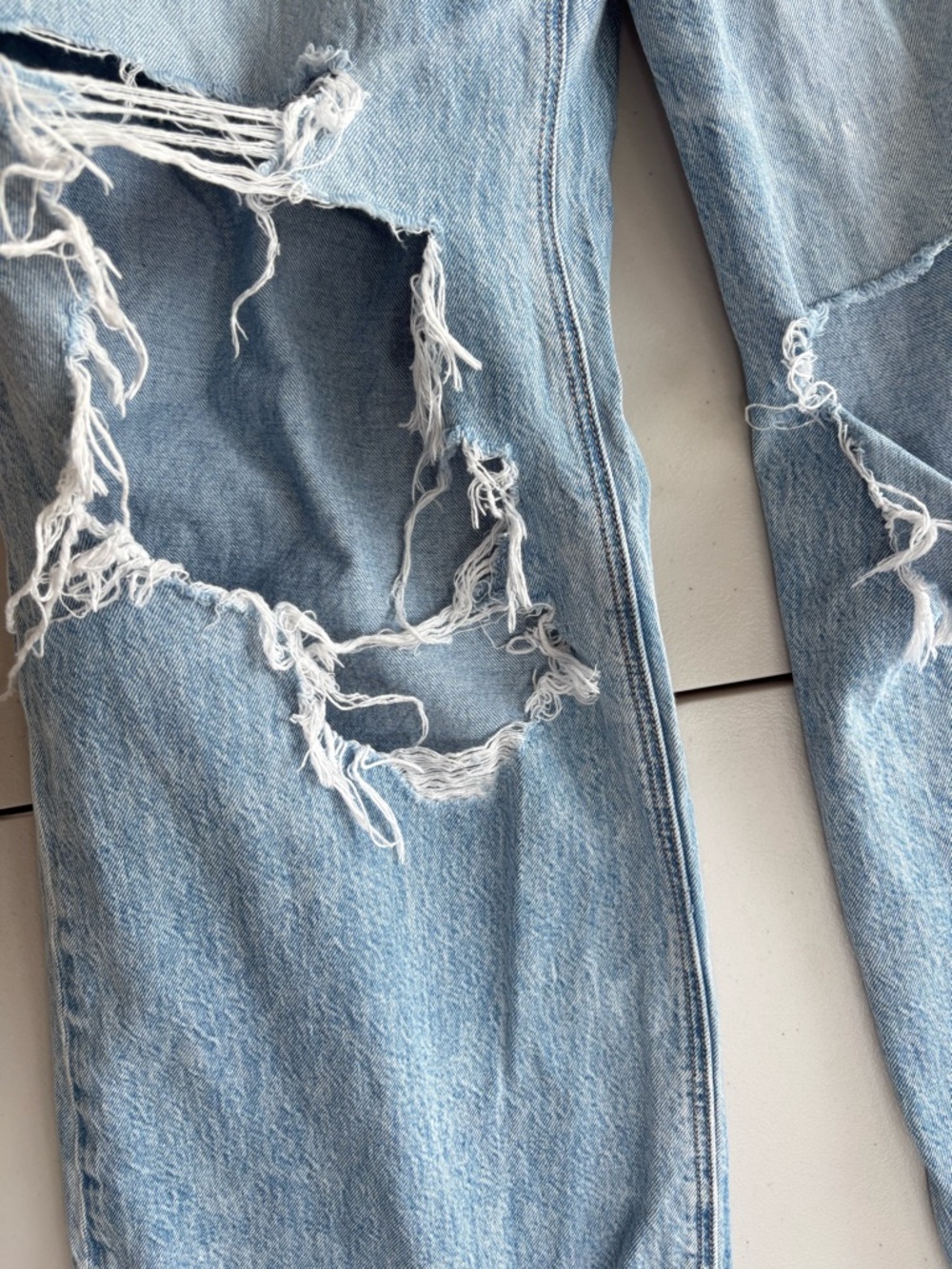 AE Dreamy Drapey Super High-Waisted Baggy Wide-Leg Jean - Picture 7 of 14